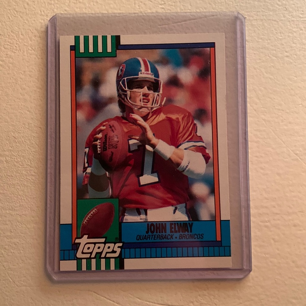 John Elway 1990 Topps Base Card #37